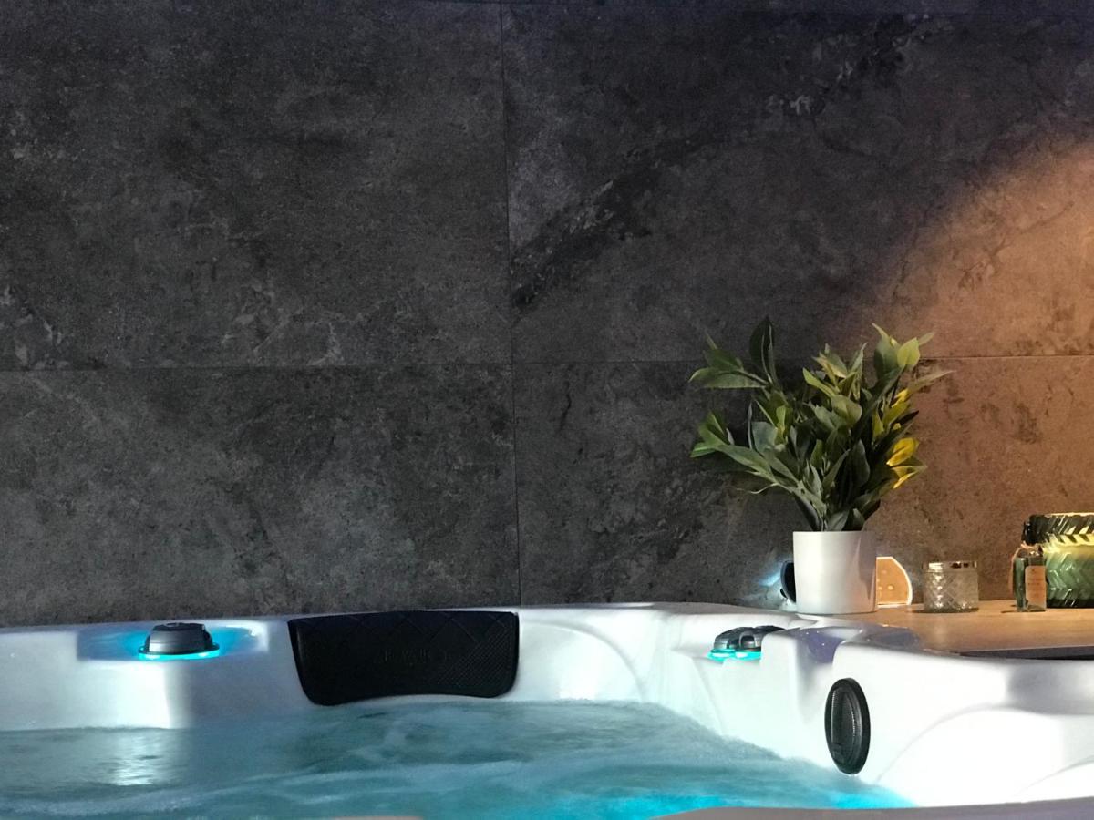 L'Odyssee Spa Seclin Exterior photo